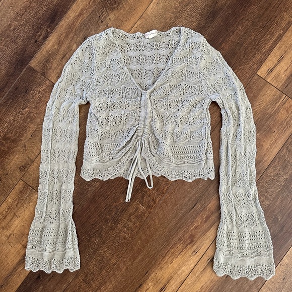 Crochet tie front cropped cardigan-light sage green - Picture 2 of 4